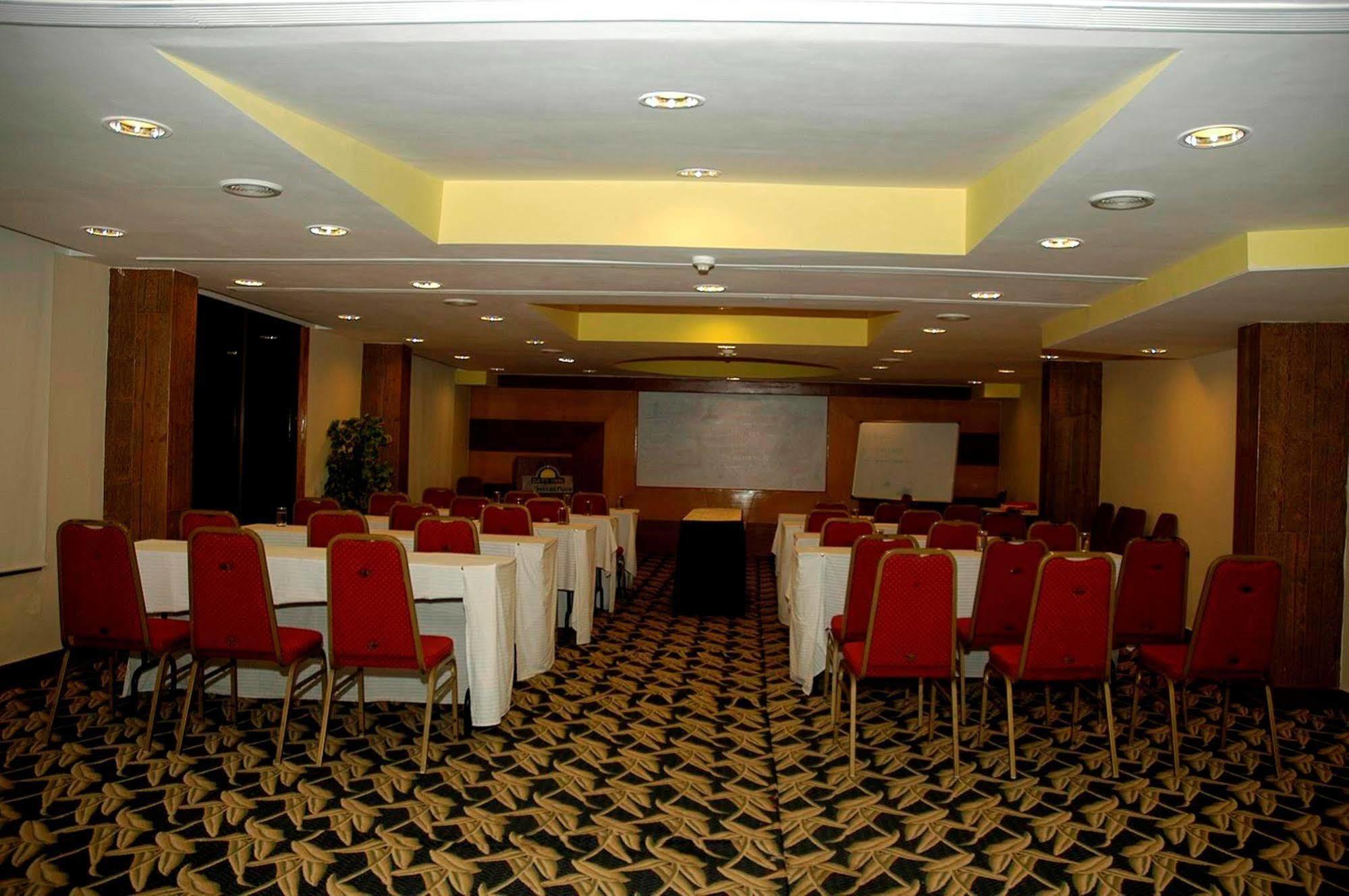 Regenta Central Deccan Chennai, Royapettah Esterno foto