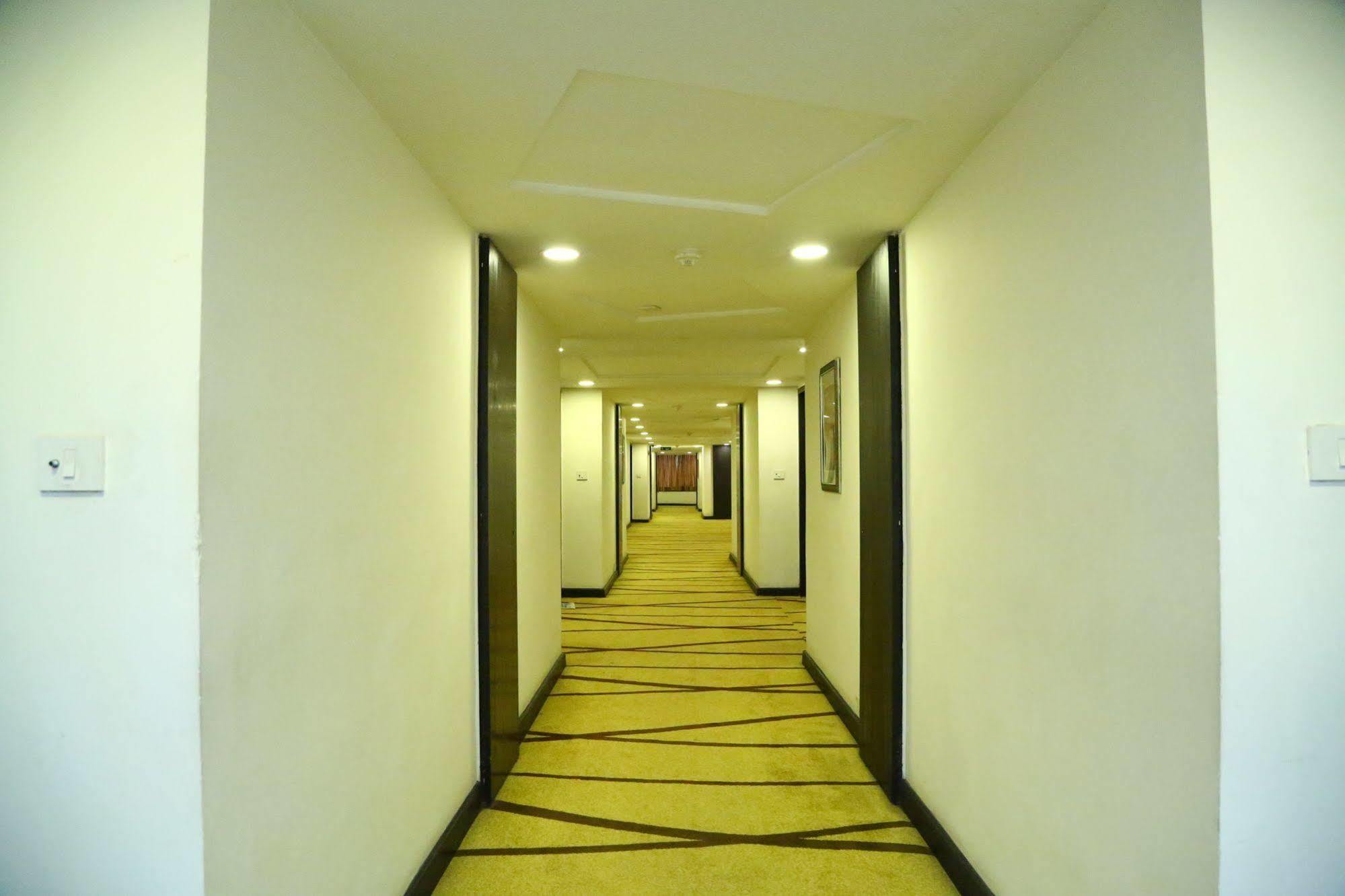 Regenta Central Deccan Chennai, Royapettah Esterno foto